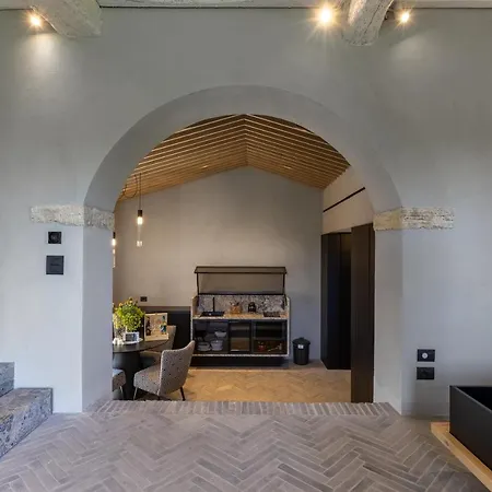Deluxe Torre Apartment *