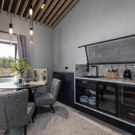 Deluxe Torre Daire *