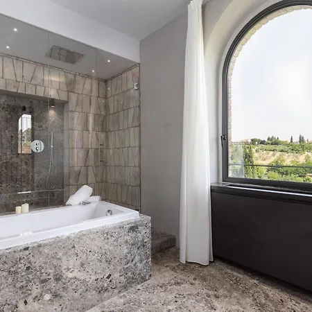 Deluxe Torre San Gimignano